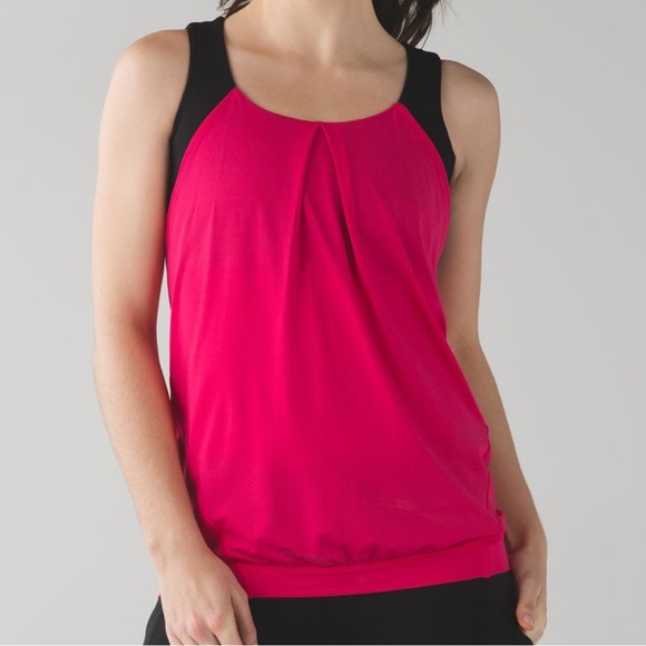 Lululemon athletica top size 10 w/ build in bra & removable cup inserts - Picture 2 of 16